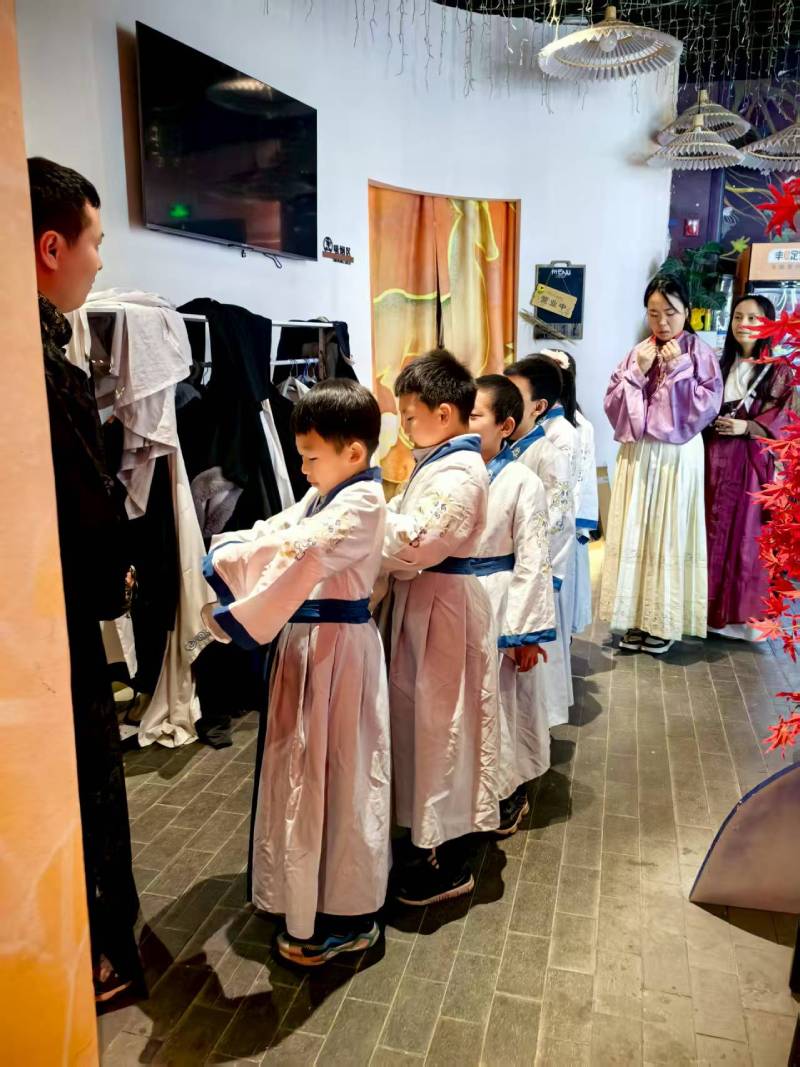 卧龙区灯光秀活动策划